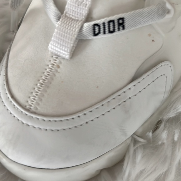 Christian Dior Sneakers - Picture 5 of 6